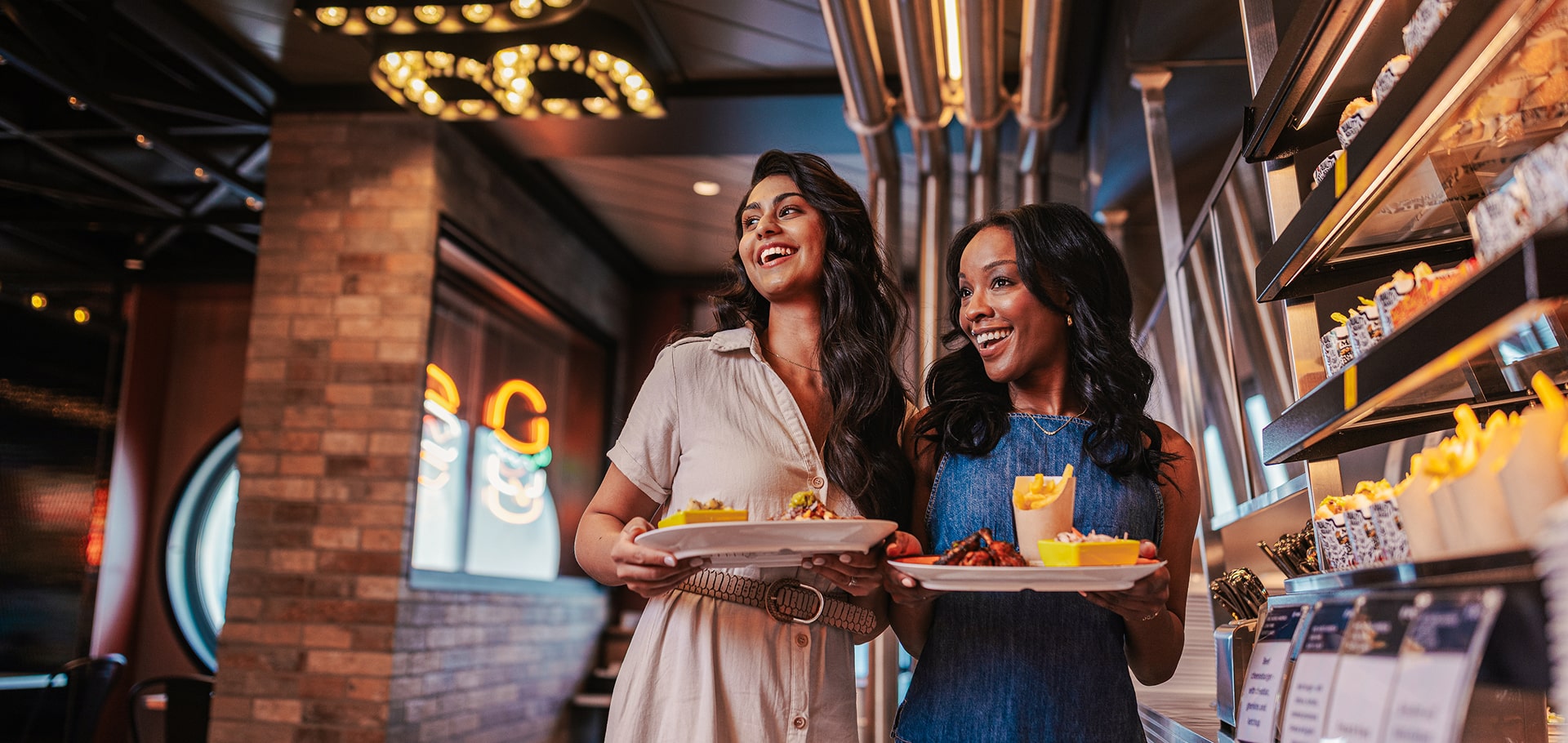 Enjoy old-school diner vibes at Luna Park Pizza & Burger restaurant onboard MSC World America | MSC Cruises