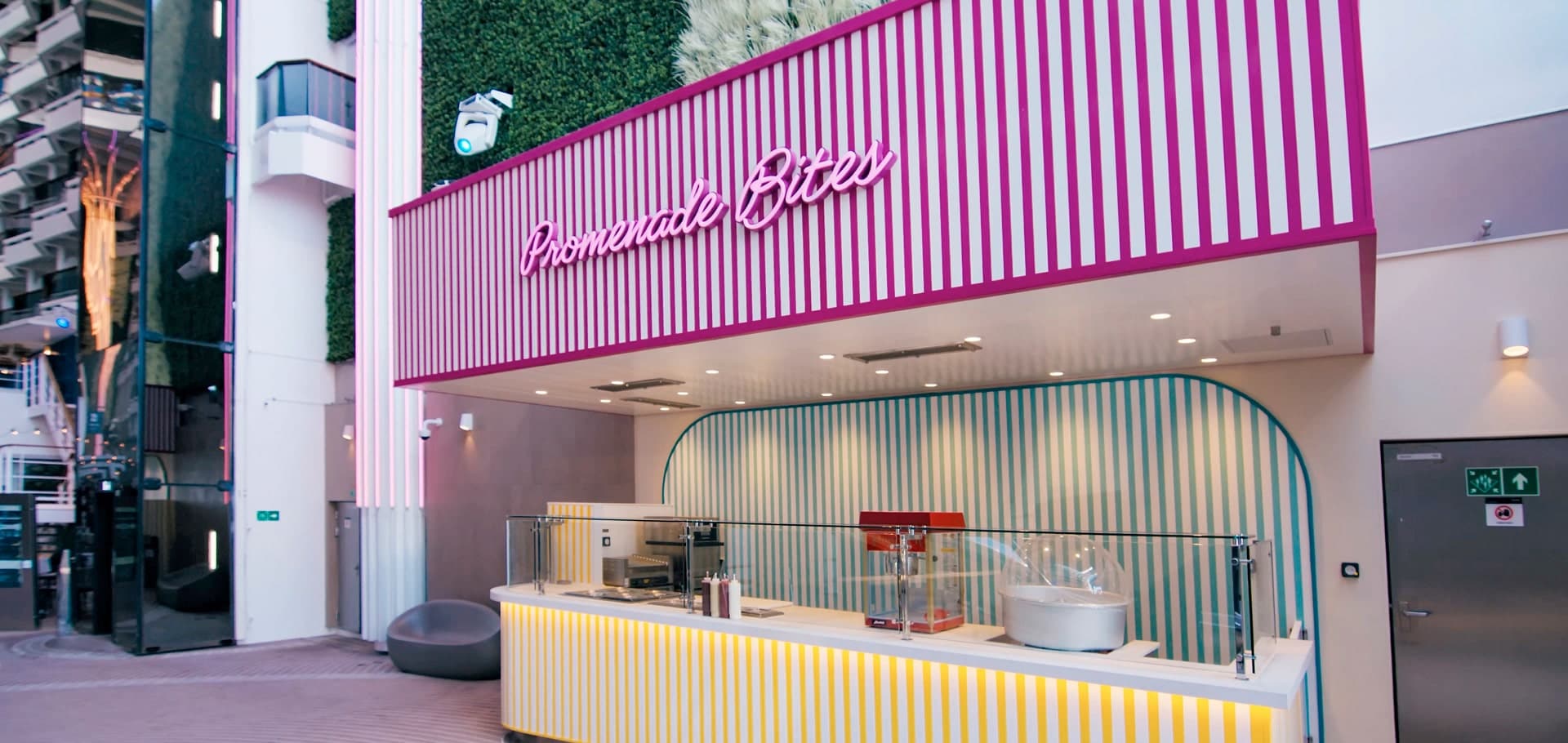 Promenade Bites onboard MSC World America | MSC Cruises